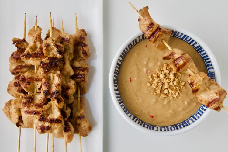 Chicken Satay with a Spicy Peanut Dipping Sauce